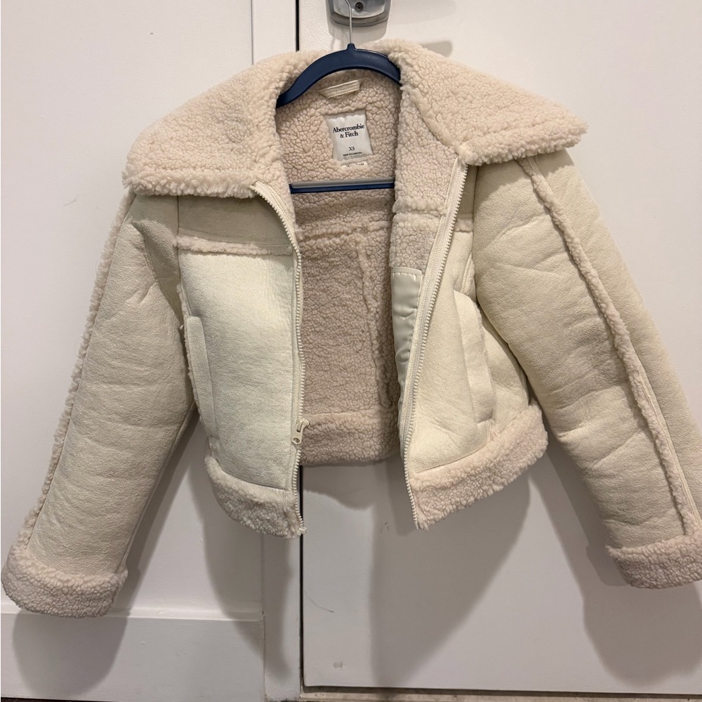 Abercrombie & Fitch Cream Sherpa Zip-Up Jacket